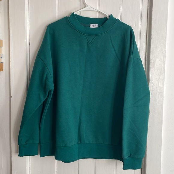 Yllw The Label Green Graphic Crew Neck - Picture 2 of 3